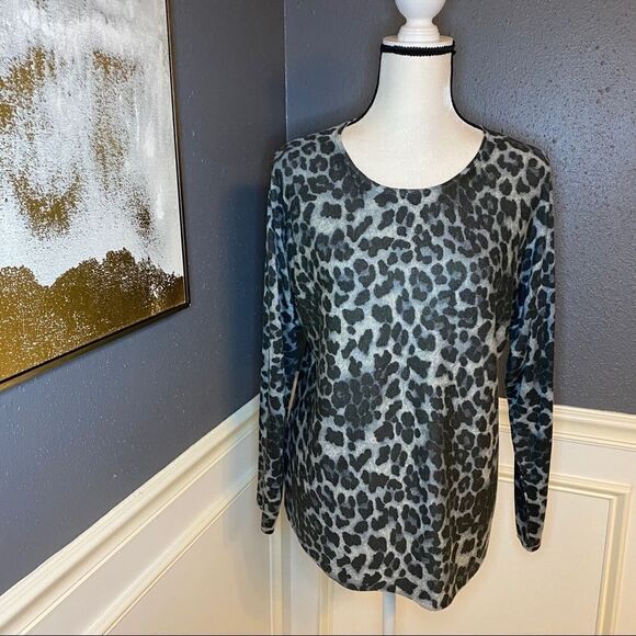 M Magaschoni Leopard Print Cashmere Sweater - Picture 3 of 11